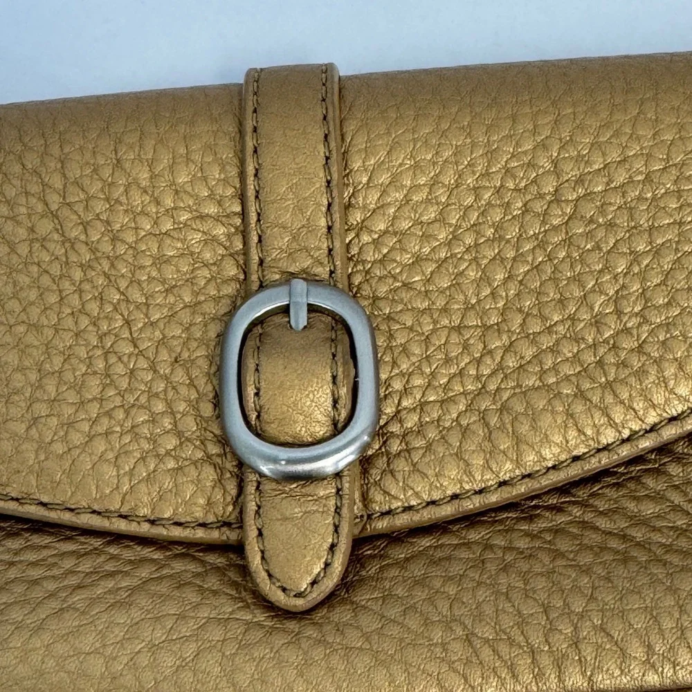 Talbots Metallic Gold Pebbled Leather Wristlet Clutch Bag Silver Buckle‎ Detail
